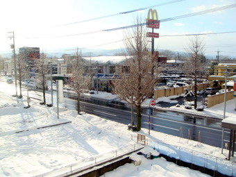 大雪の峠.jpg