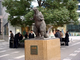 日比谷のゴジラ.JPG