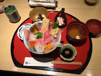 11.26木海鮮丼.jpg