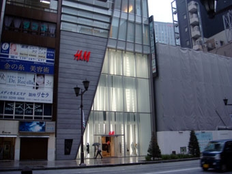 H&M早朝2.JPG